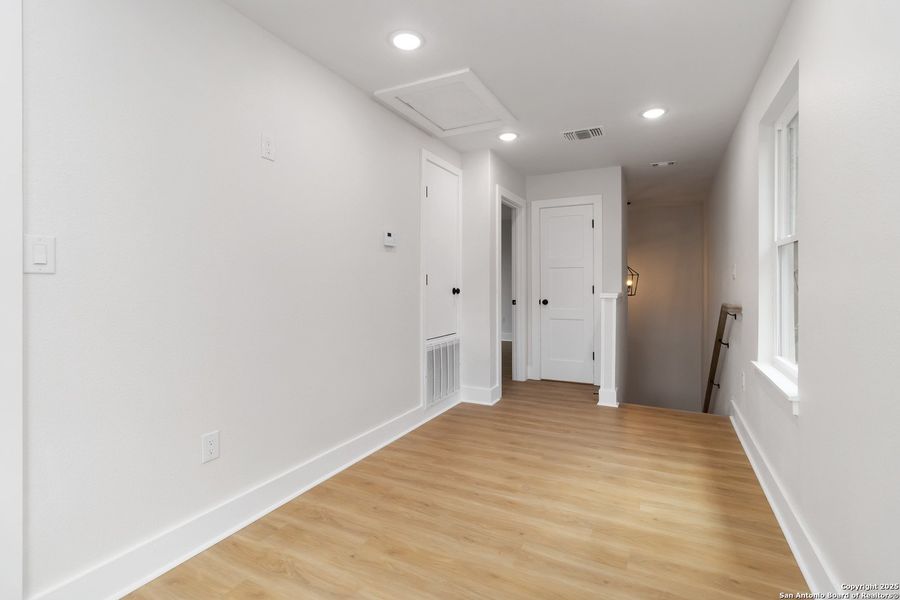 Spacious, unfurnished interior of a new home in , San Antonio (Image 16). Spacious, unfurnished interior of a new home in , San Antonio (Image 16).