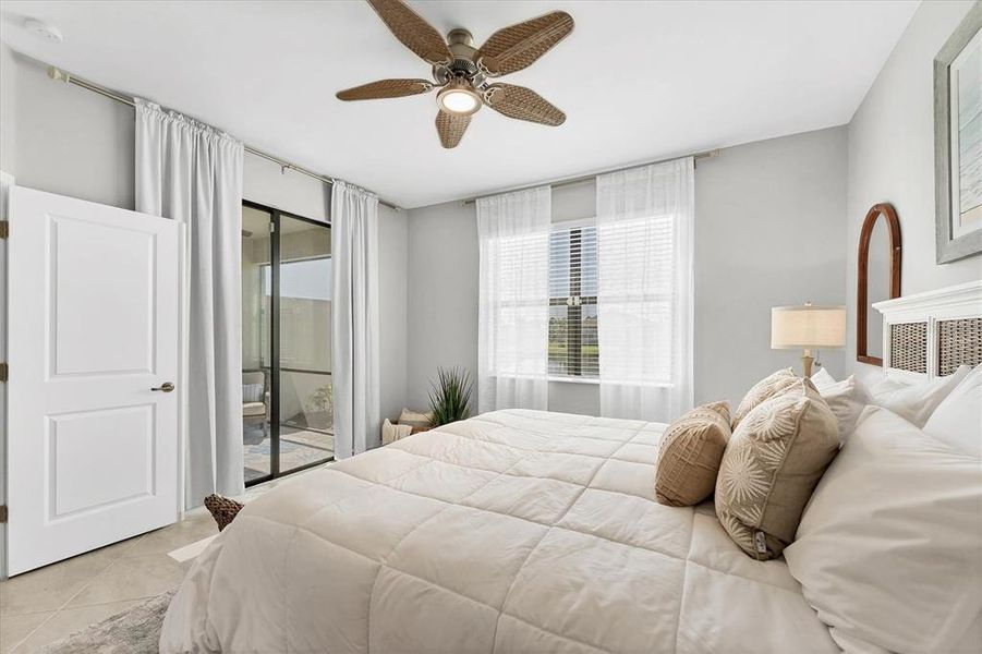 Furnished interior view inside a new home in , Port Charlotte (Image 5).