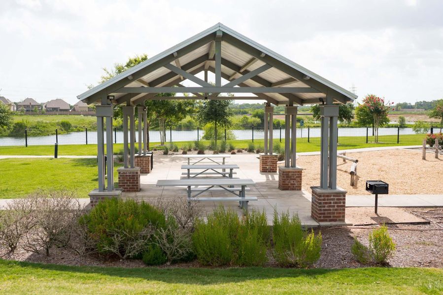 Community amenities in , Webster (Image 3). Community amenities in , Webster (Image 3).