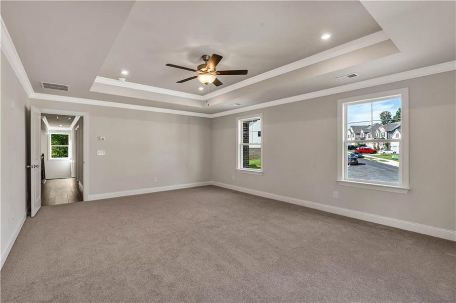 Spacious, unfurnished interior of a new home in Palmer Falls, Douglasville (Image 27).