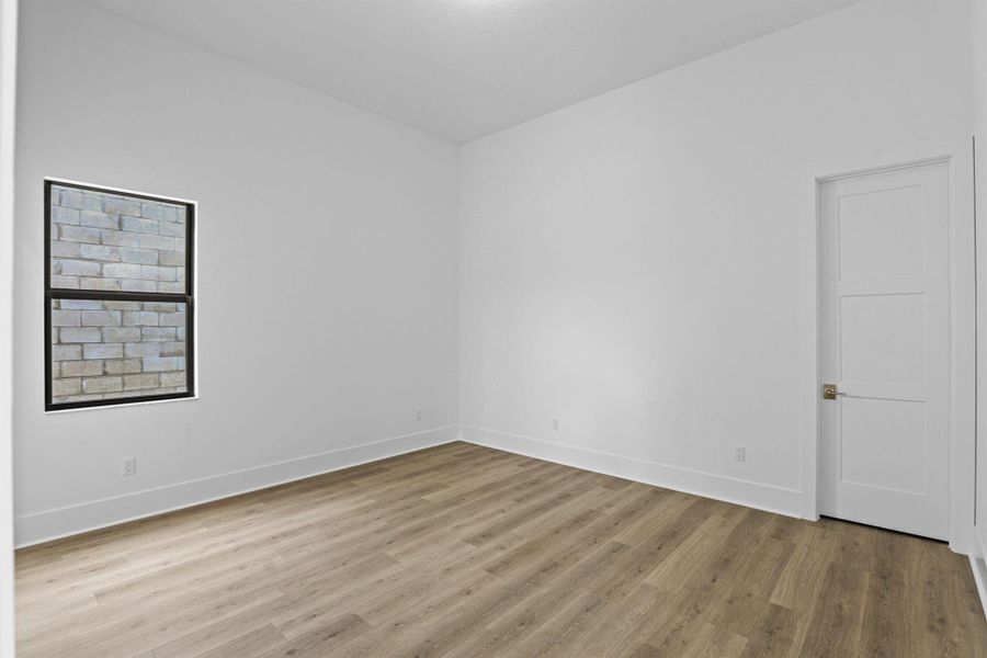 Spacious, unfurnished interior of a new home in Artistry Palm Beach, Palm Beach Gardens (Image 31).