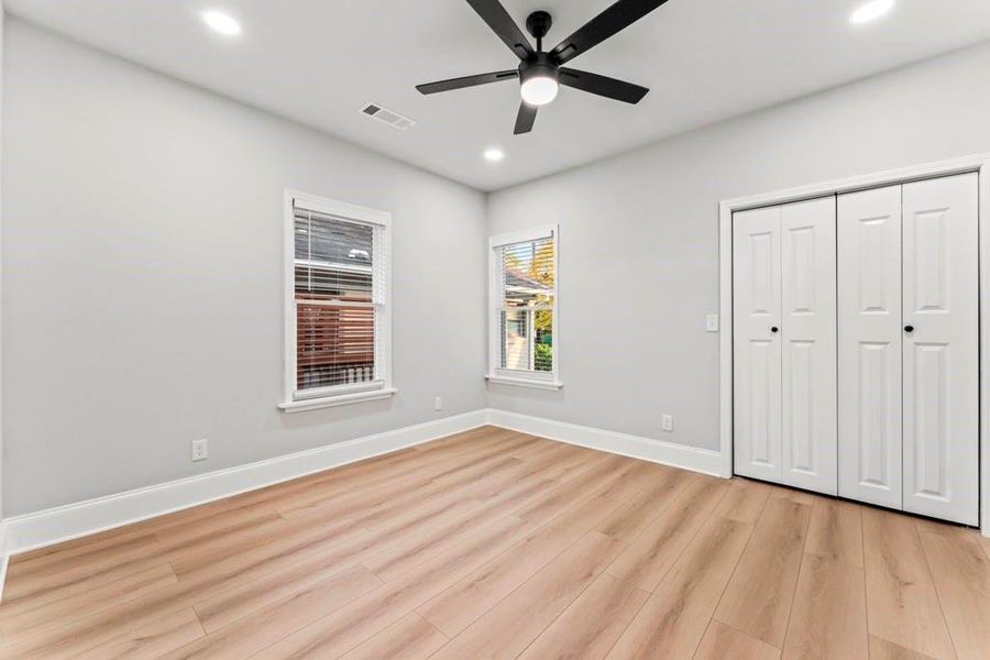 Spacious, unfurnished interior of a new home in , Atlanta (Image 31). Spacious, unfurnished interior of a new home in , Atlanta (Image 31).