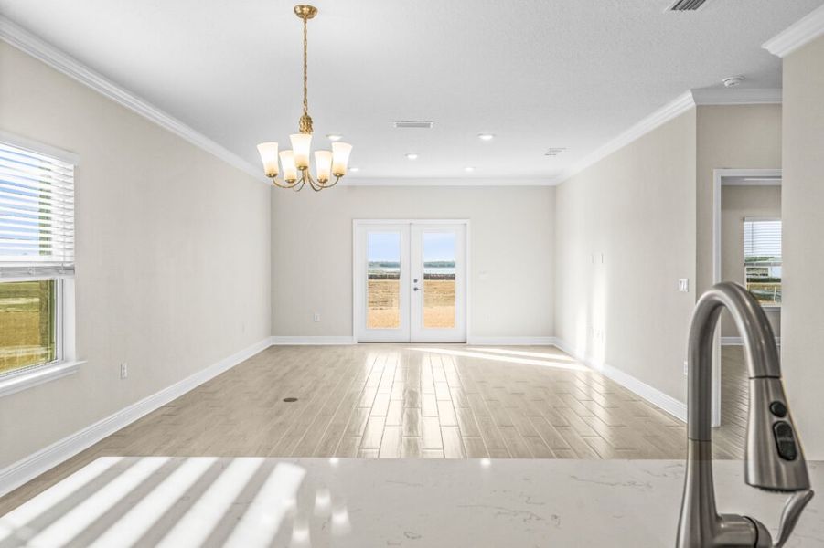 Spacious, unfurnished interior of a new home in Lake Merial, Panama City (Image 23).