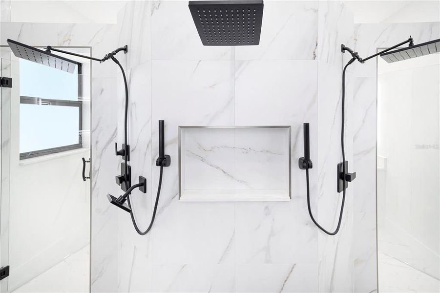 2 Entry Shower with 3 Shower heads