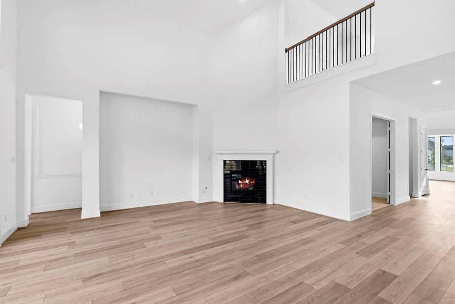 Spacious, unfurnished interior of a new home in Colton, Todd Mission (Image 27).