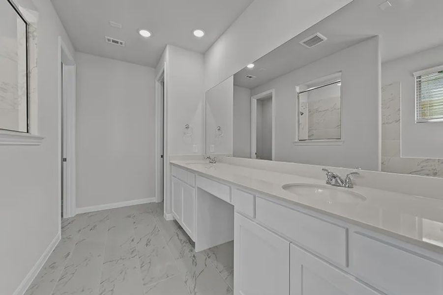 Furnished interior view inside a new home in Tinsley Meadows, Van Alstyne (Image 7).