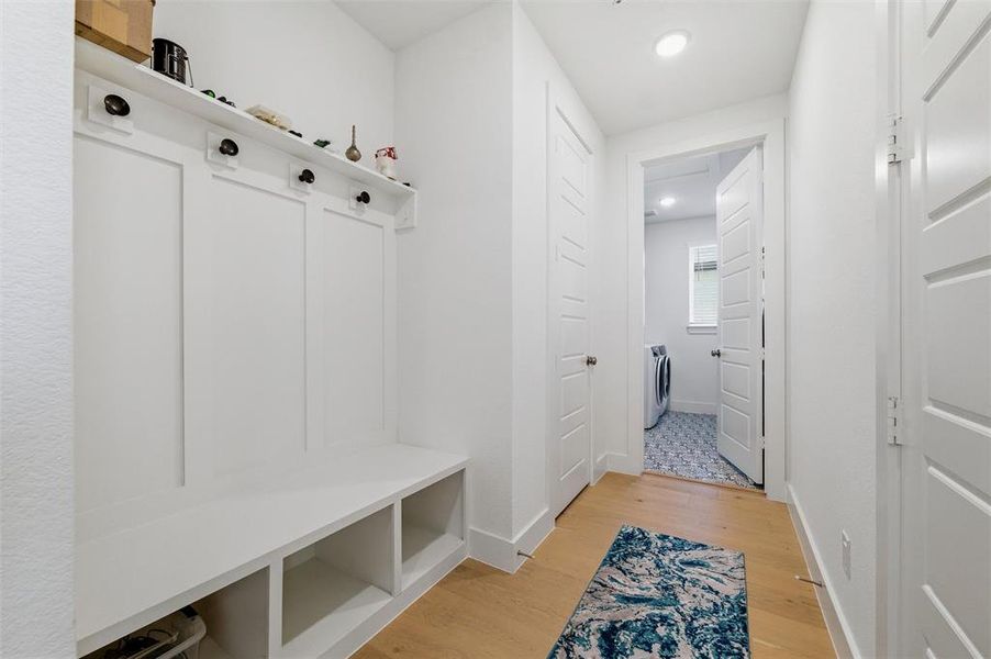 Mud Room - Plenty of storage to hang bags and store shoes - Full size Laundry room