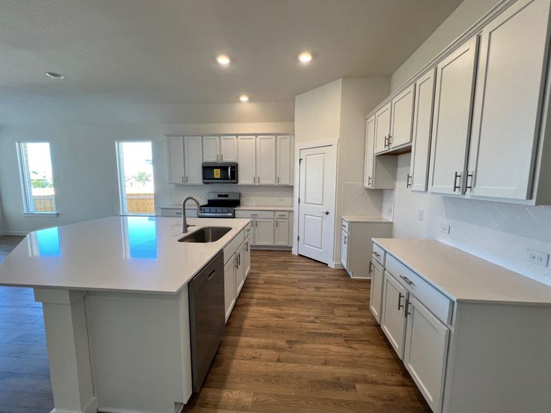 Furnished interior view inside a new home in Rosenbusch Ranch, Leander (Image 4). Furnished interior view inside a new home in Rosenbusch Ranch, Leander (Image 4).