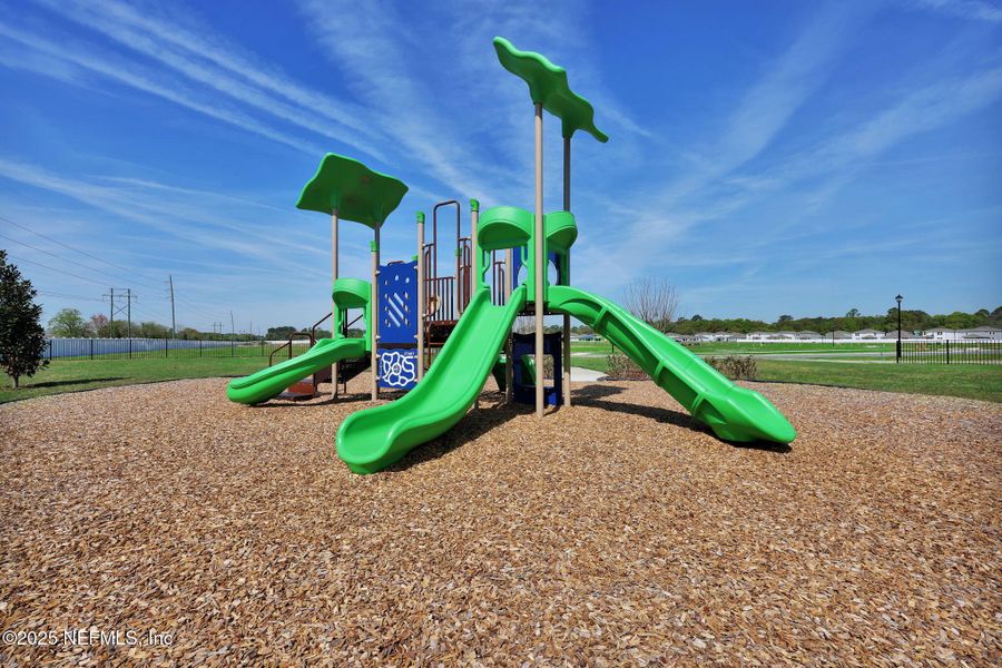 Community amenities in Wells Landing, Jacksonville (Image 22).