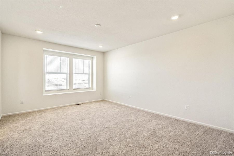 Spacious, unfurnished interior of a new home in Turnberry, Commerce City (Image 16). Spacious, unfurnished interior of a new home in Turnberry, Commerce City (Image 16).