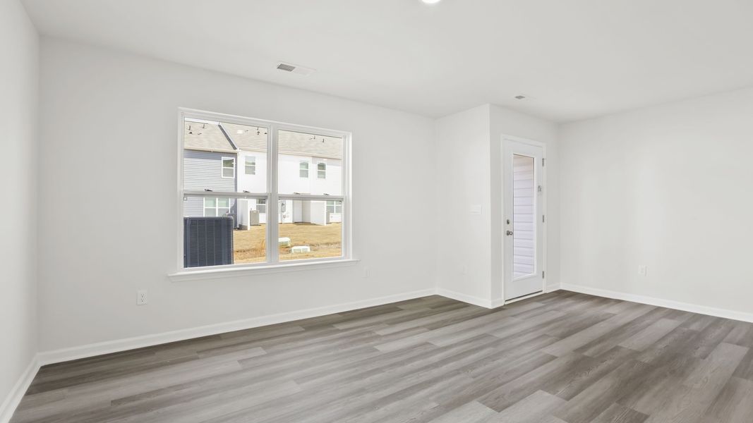Spacious, unfurnished interior of a new home in Chestnut Ridge Townhomes, Greenville (Image 13).