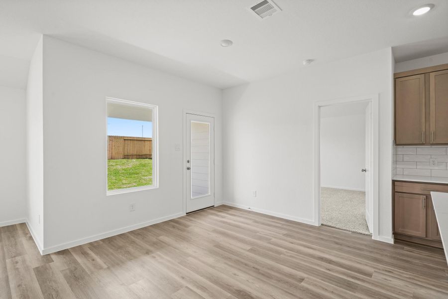 Spacious, unfurnished interior of a new home in Chapel Lakes, Montgomery (Image 14). Spacious, unfurnished interior of a new home in Chapel Lakes, Montgomery (Image 14).