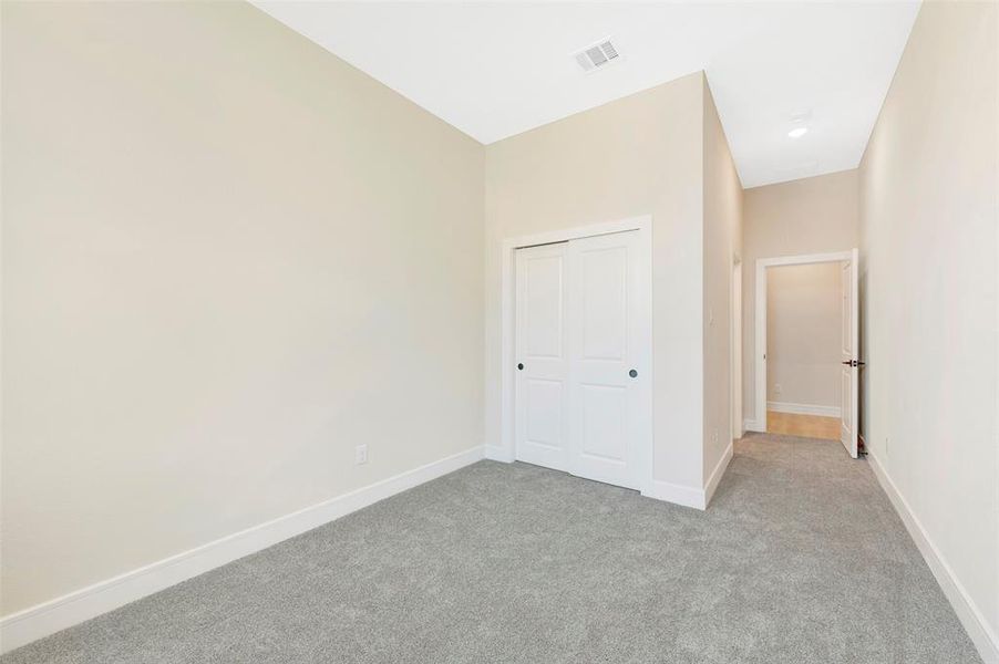 Spacious, unfurnished interior of a new home in Elevon, Lavon (Image 29).