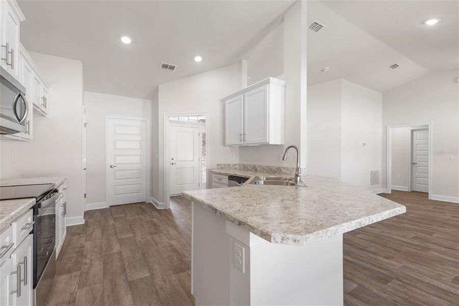 Furnished interior view inside a new home in Palm Coast, Palm Coast (Image 11).