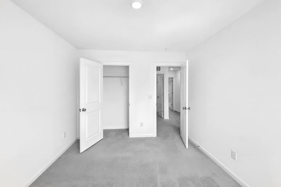 Spacious, unfurnished interior of a new home in Silverstone, Knightdale (Image 32). Spacious, unfurnished interior of a new home in Silverstone, Knightdale (Image 32).