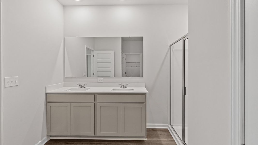 Representative furnished interior of a home built from the Celia by D.R. Horton in Teamon Pointe, Griffin (Image 9).