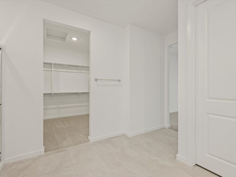Spacious, unfurnished interior of a new home in Allure Vista Reserve Series, Buckeye (Image 17).
