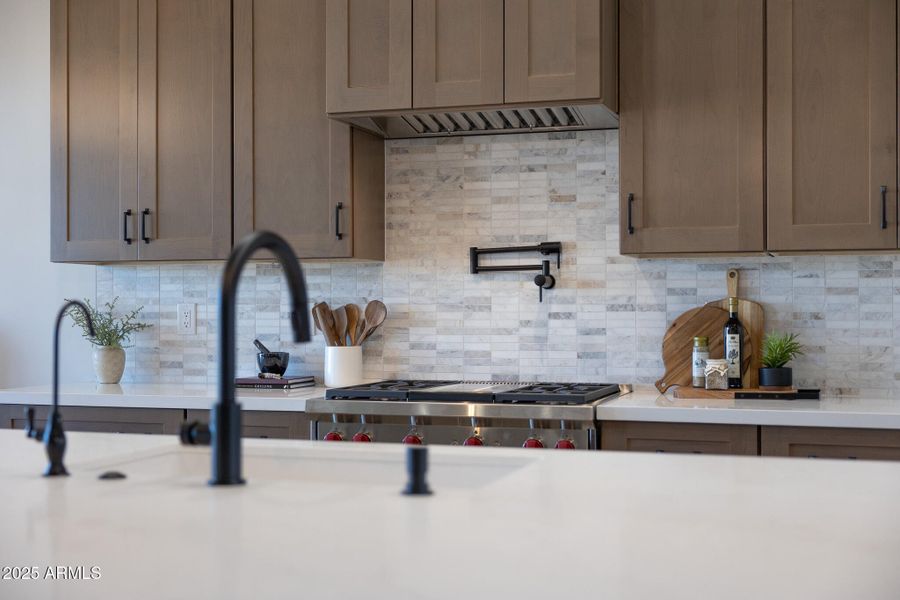 14 Kitchen Island B3-1 14 Kitchen Island B3-1