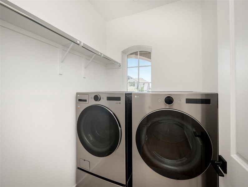 Furnished interior view inside a new home in , Lago Vista (Image 17). Furnished interior view inside a new home in , Lago Vista (Image 17).
