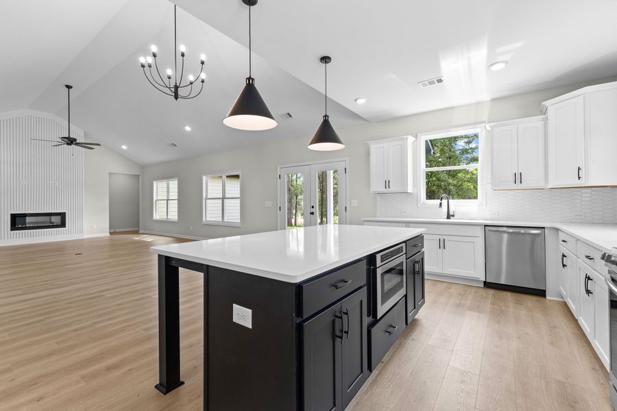 Furnished interior view inside a new home in Golfview, Thomaston (Image 8).