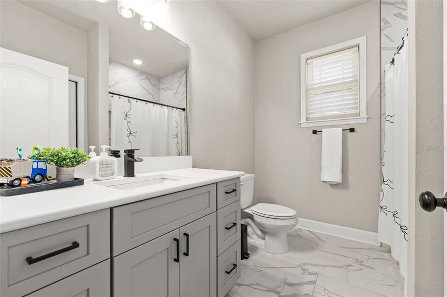 Furnished interior view inside a new home in , Newberry (Image 29).