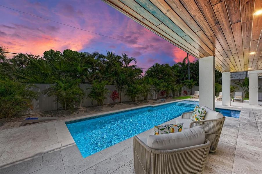 Exterior details and patio area of a home in , Holmes Beach (Image 28).