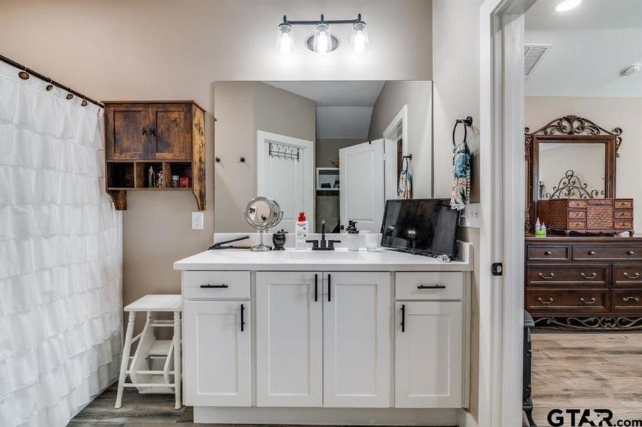 Furnished interior view inside a new home in , Lindale (Image 17). Furnished interior view inside a new home in , Lindale (Image 17).