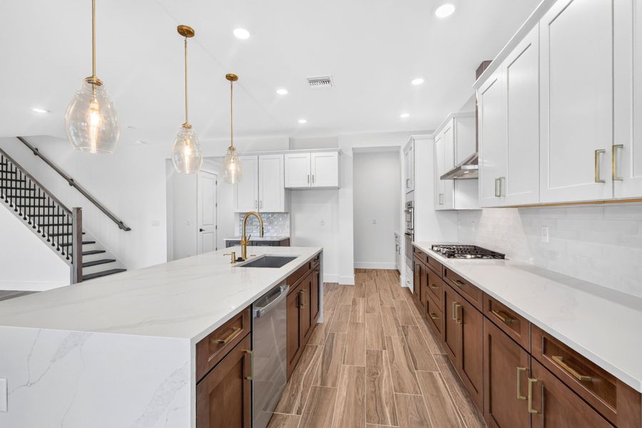Representative furnished interior of a home built from the Jupiter by William Ryan Homes in Tamarack at Two Rivers, Zephyrhills (Image 7).