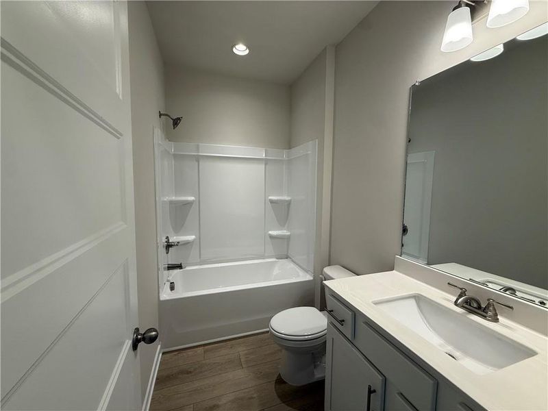 Furnished interior view inside a new home in Ponderosa Farms Estates, Gainesville (Image 10).