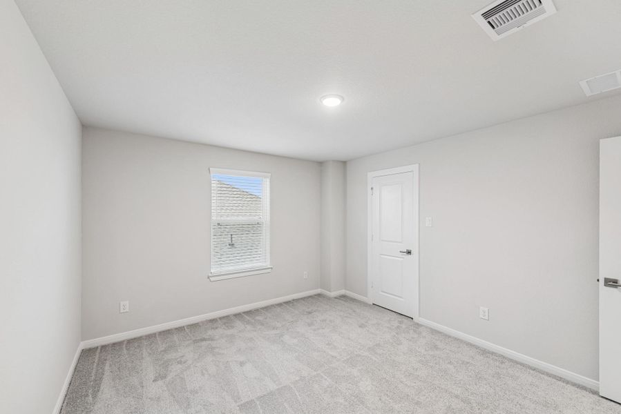 Spacious, unfurnished interior of a new home in Jordan Ranch 45' Homesites, Fulshear (Image 8).