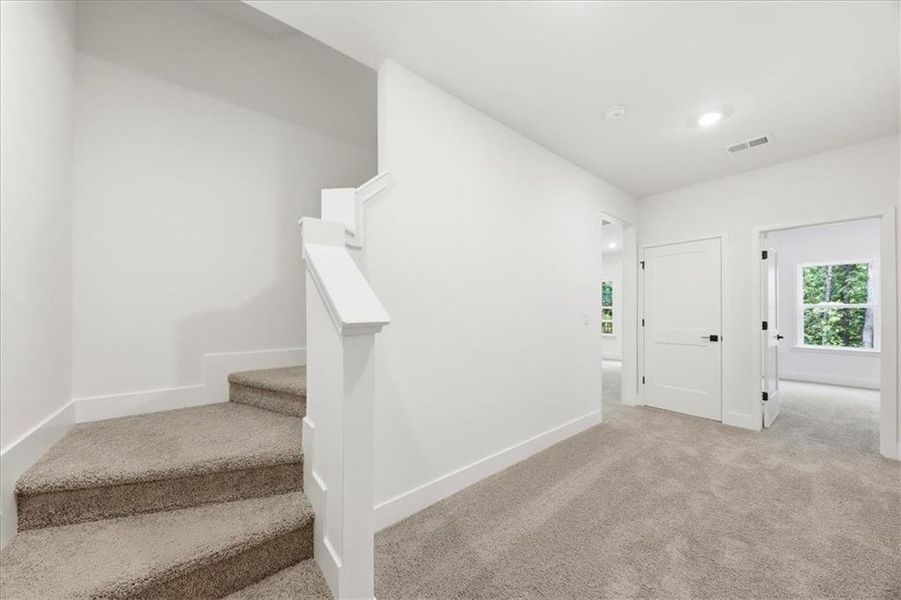 Spacious, unfurnished interior of a new home in Tuscany Hills, Douglasville (Image 16). Spacious, unfurnished interior of a new home in Tuscany Hills, Douglasville (Image 16).