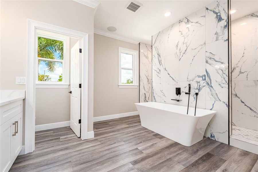 Furnished interior view inside a new home in , Tampa (Image 59).