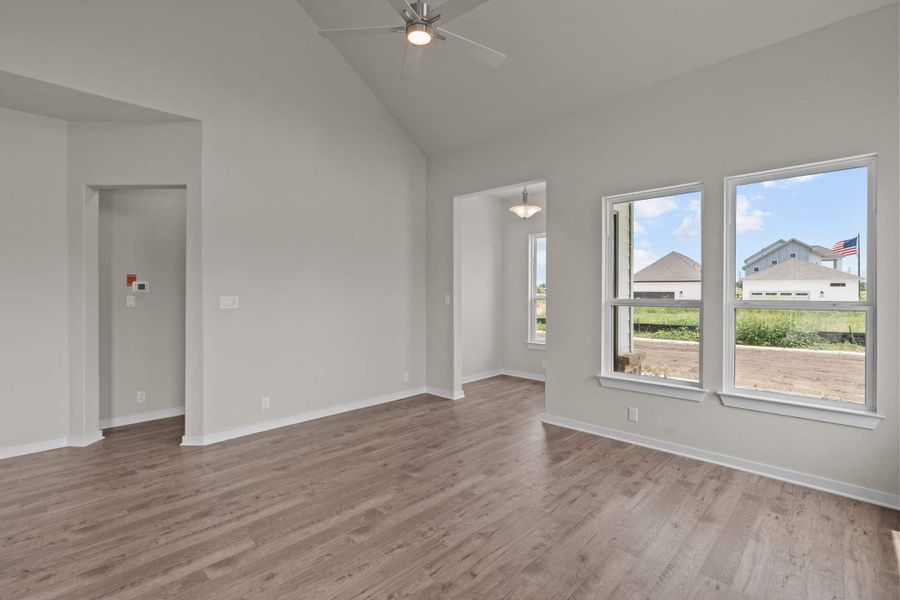 Spacious, unfurnished interior of a new home in The Crossvine, Schertz (Image 17). Spacious, unfurnished interior of a new home in The Crossvine, Schertz (Image 17).