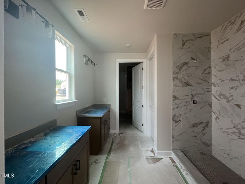 Altis 343 bathroom photo