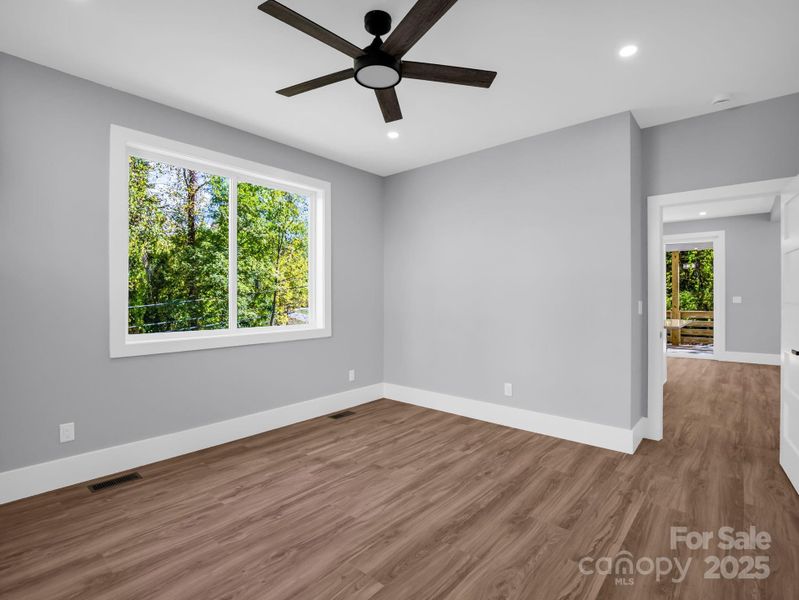 Spacious, unfurnished interior of a new home in , Asheville (Image 15).