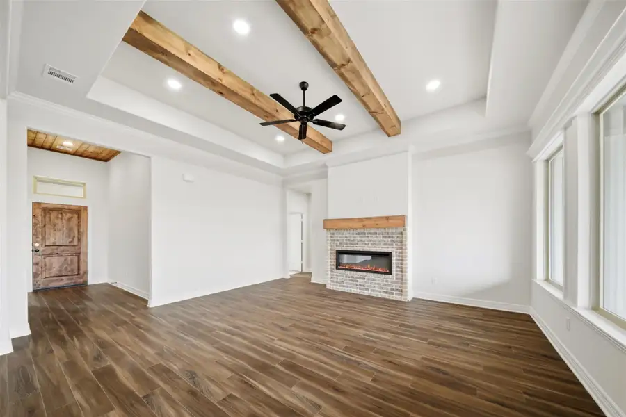 Spacious, unfurnished interior of a new home in , Snook (Image 23). Spacious, unfurnished interior of a new home in , Snook (Image 23).