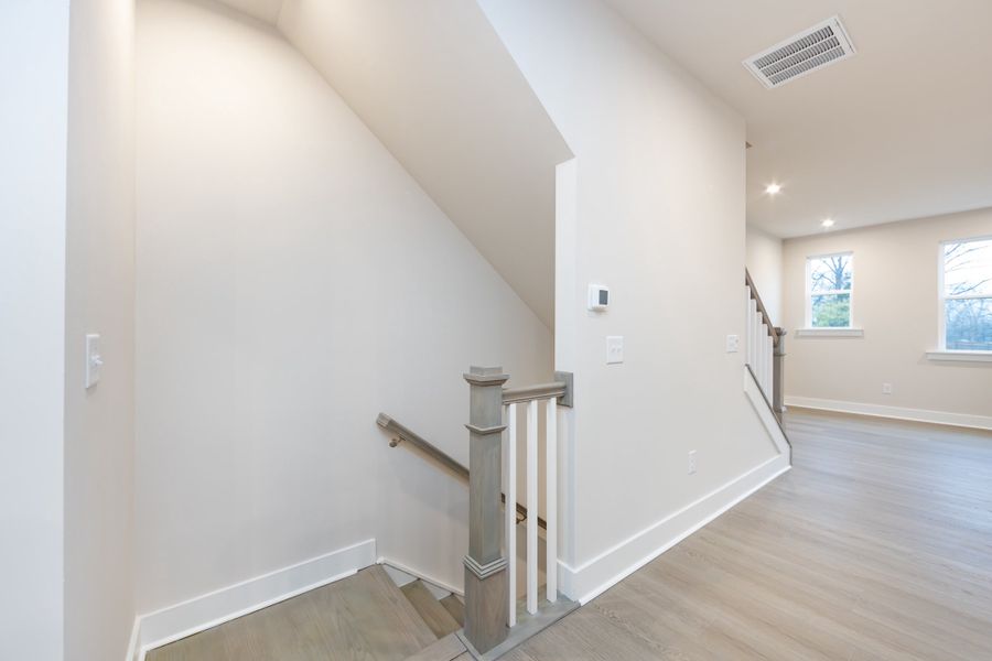 Spacious, unfurnished interior of a new home in Context at Oakhurst, Charlotte (Image 21).