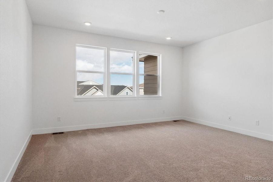 Spacious, unfurnished interior of a new home in , Littleton (Image 28).
