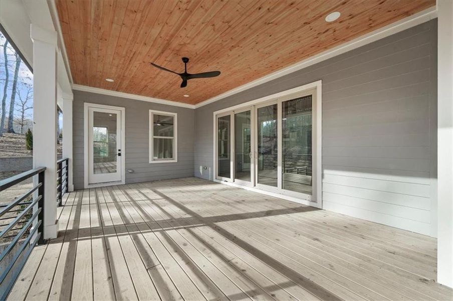 Exterior details and patio area of a home in , Gainesville (Image 41).