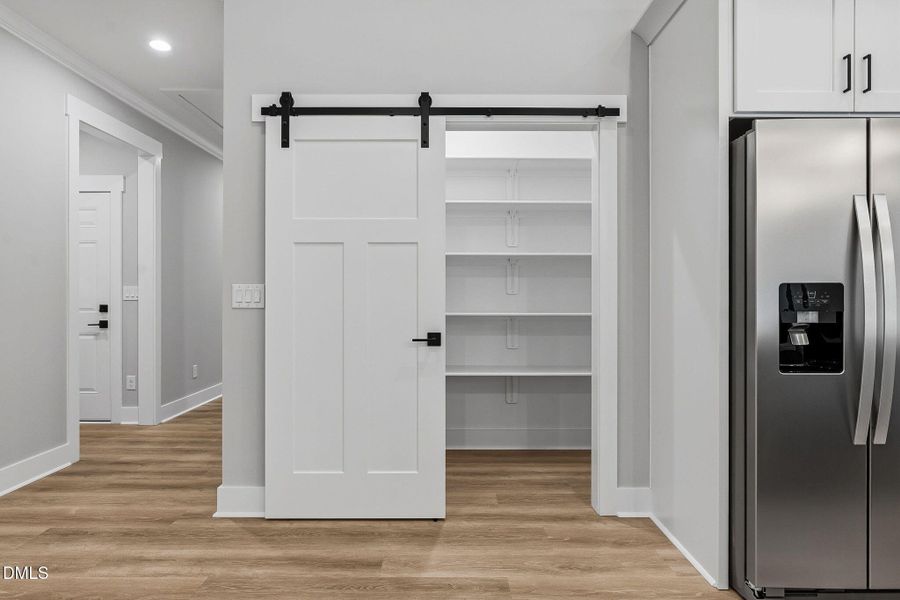 42-web-or-mls-DSC01763 42-web-or-mls-DSC01763