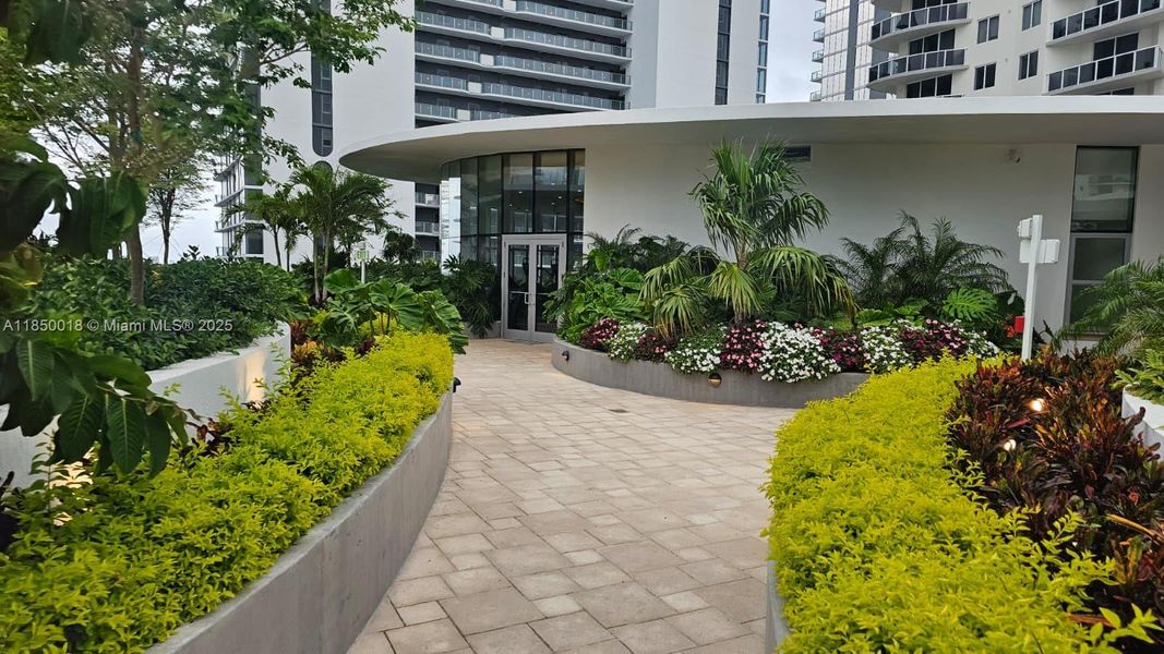 Image 46 of a home in .