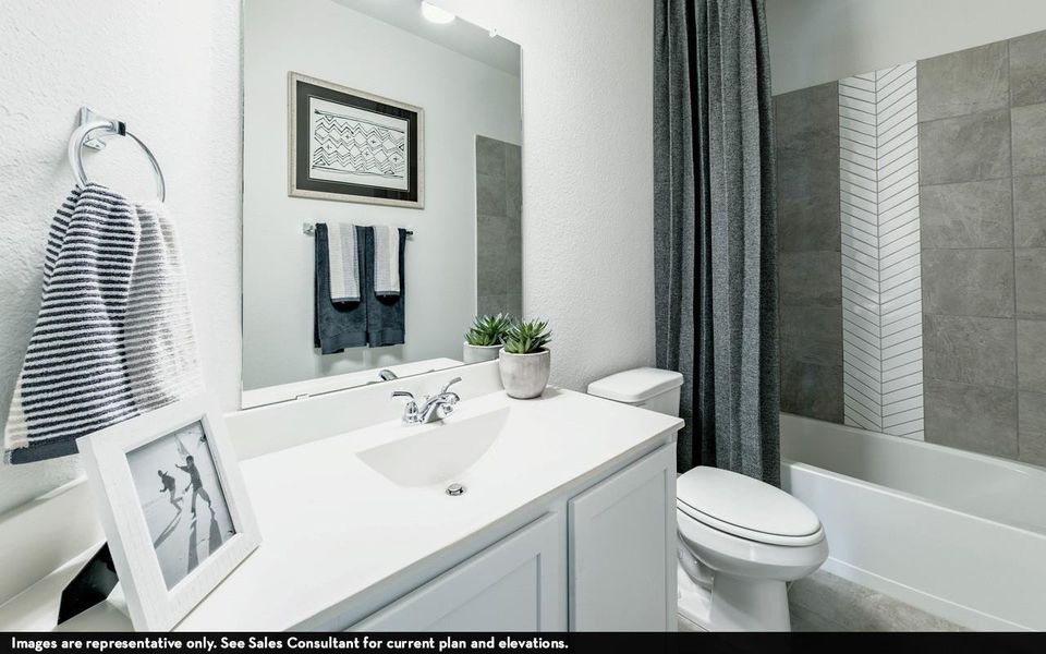 Furnished interior view inside a new home in Steed Landing, Texas City (Image 14).