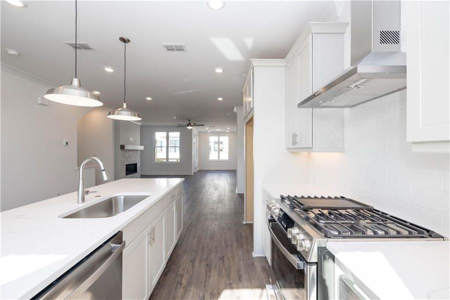 Furnished interior view inside a new home in Millcroft Townhomes, Buford (Image 12). Furnished interior view inside a new home in Millcroft Townhomes, Buford (Image 12).