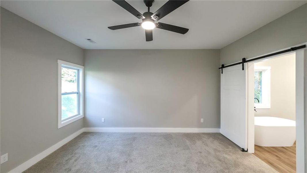 Spacious, unfurnished interior of a new home in , Bremen (Image 23).
