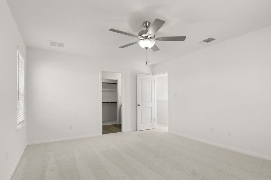 Representative unfurnished interior of a home built from the Elm by Pacesetter Homes in Blanco Vista, San Marcos (Image 26).