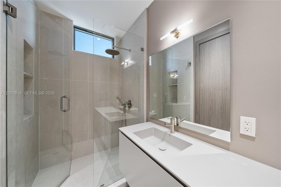 Furnished interior view inside a new home in , Key Biscayne (Image 15).