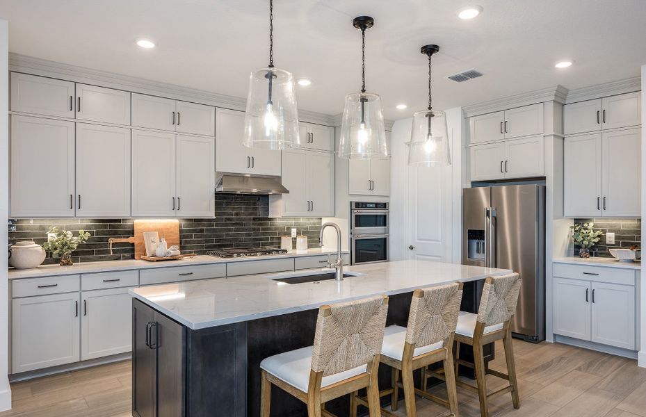 Representative furnished interior of a home built from the Berkley Grand by Pulte Homes in Two Rivers, Zephyrhills (Image 7).