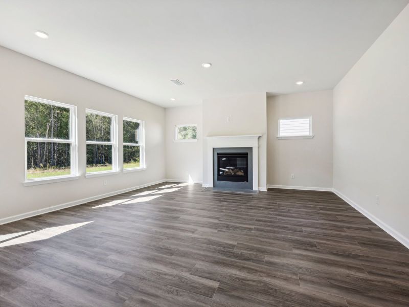 Spacious, unfurnished interior of a new home in Parkside at Grayson, Grayson (Image 9).