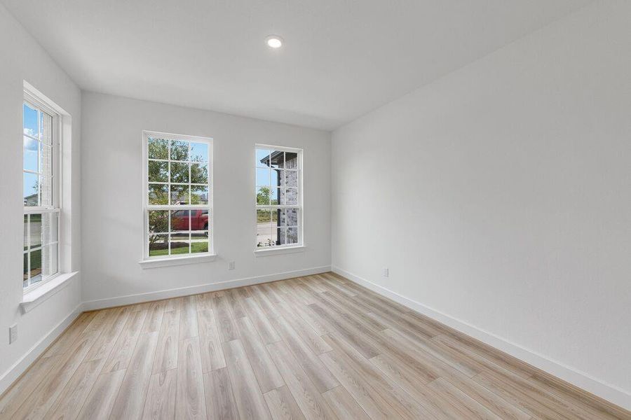 4638 Rustic Grove ~ Ready Now