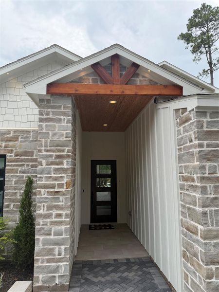 Exterior details and patio area of a home in , Willis (Image 23).